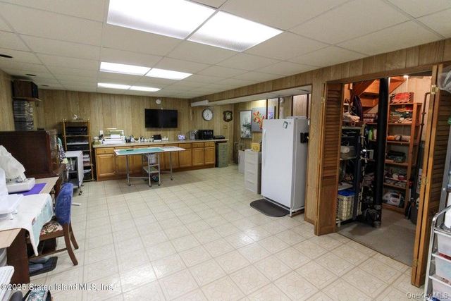 135 Freedom ave, Staten Island, NY 10314