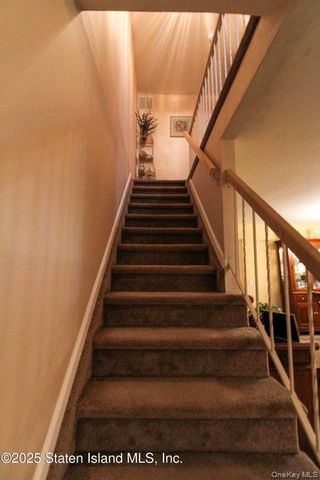 135 Freedom ave, Staten Island, NY 10314