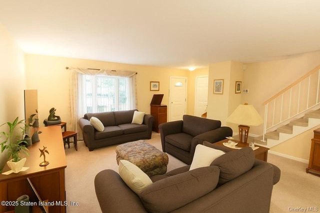 135 Freedom ave, Staten Island, NY 10314