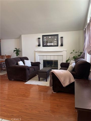 32490 Beechwood, Lake Elsinore, CA 92530
