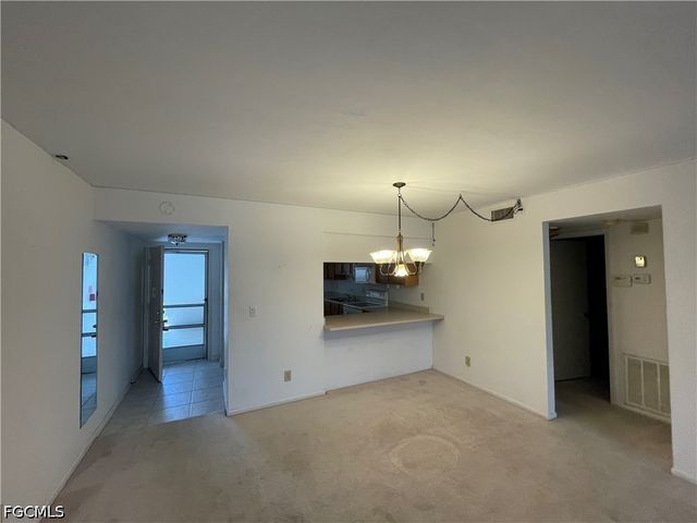 1615 SE 46th LN 107, Cape Coral, FL 33904