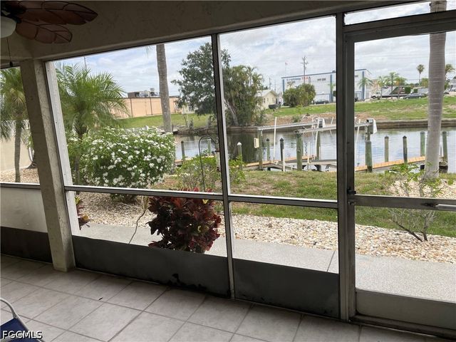 1615 SE 46th LN 107, Cape Coral, FL 33904