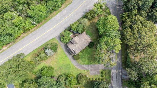 309 Church Lane, Aquebogue, NY 11931