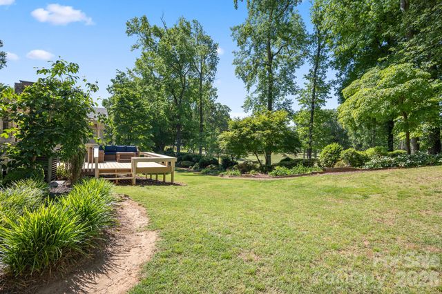 3713 Saint Regis Drive, Gastonia, NC 28056