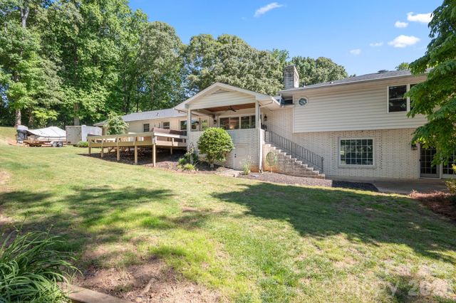 3713 Saint Regis Drive, Gastonia, NC 28056