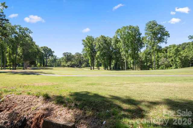 3713 Saint Regis Drive, Gastonia, NC 28056