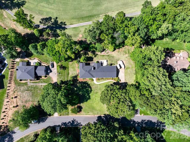 3713 Saint Regis Drive, Gastonia, NC 28056