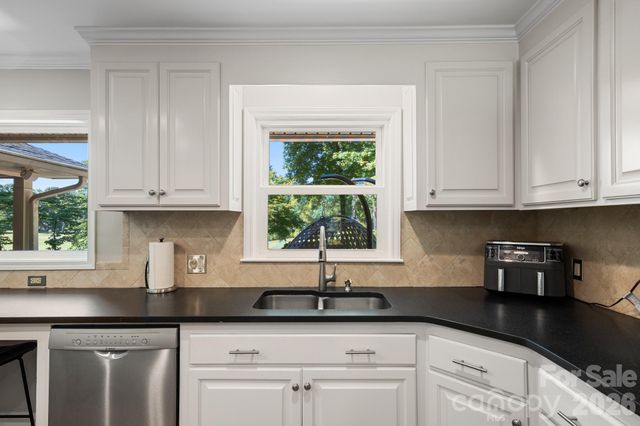 3713 Saint Regis Drive, Gastonia, NC 28056