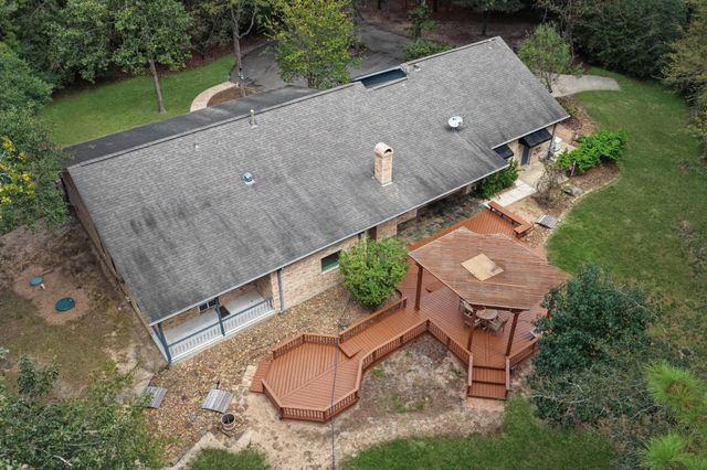 8803 Sendera Drive, Magnolia, TX 77354