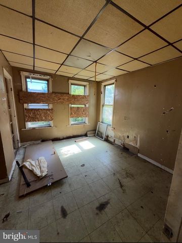 2003 ALLEGHENY AVE, Philadelphia, PA 19134