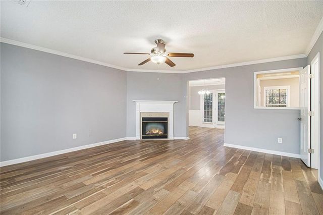 2 Chastain Circle, Newnan, GA 30263