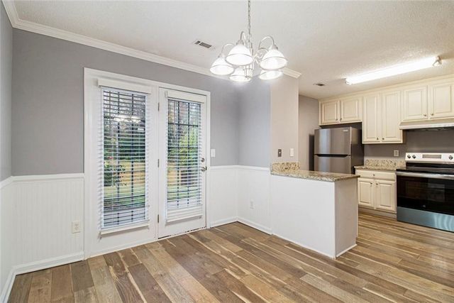 2 Chastain Circle, Newnan, GA 30263