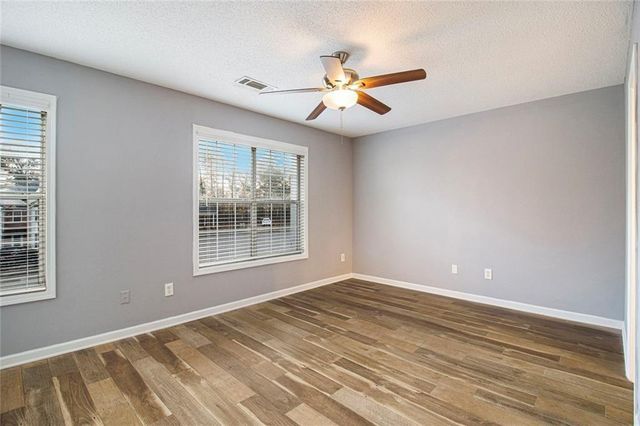 2 Chastain Circle, Newnan, GA 30263