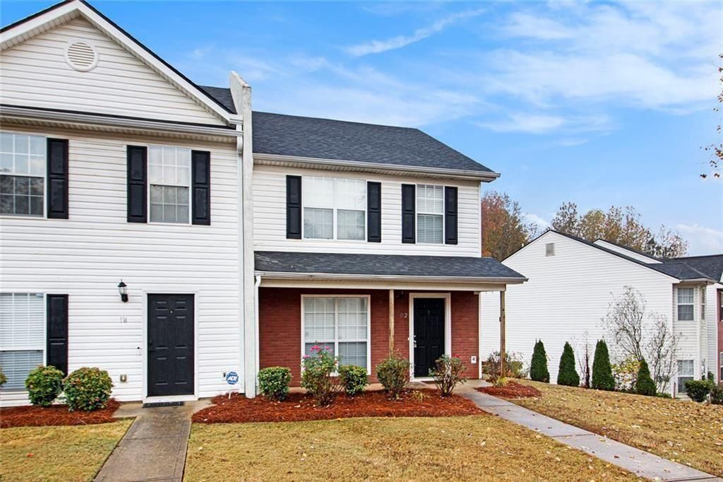 2 Chastain Circle, Newnan, GA 30263