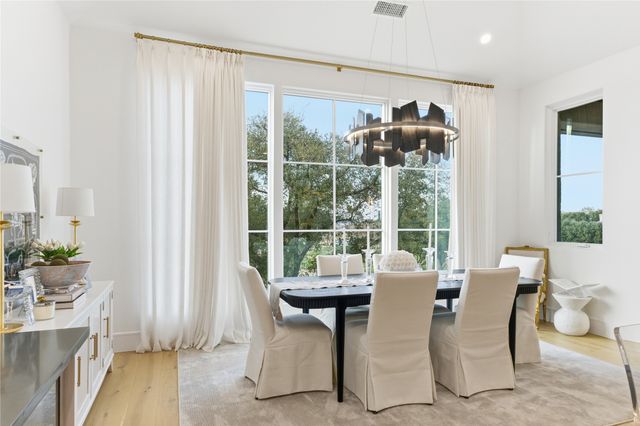 320 O'Connor Ridge Boulevard 22, Irving, TX 75038
