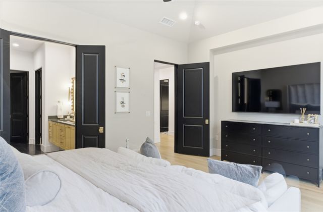 320 O'Connor Ridge Boulevard 22, Irving, TX 75038