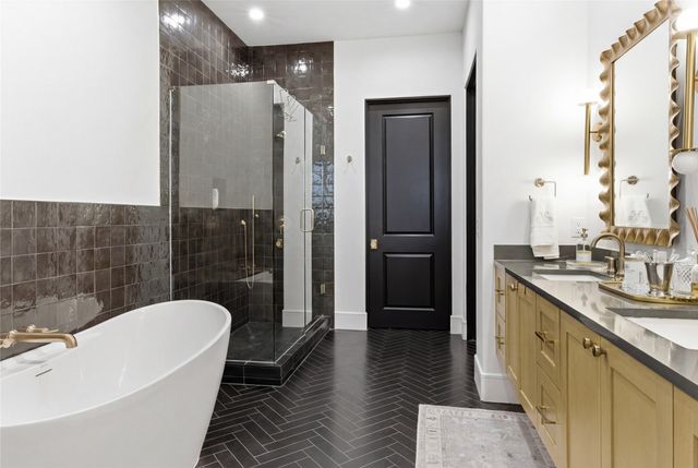 320 O'Connor Ridge Boulevard 22, Irving, TX 75038