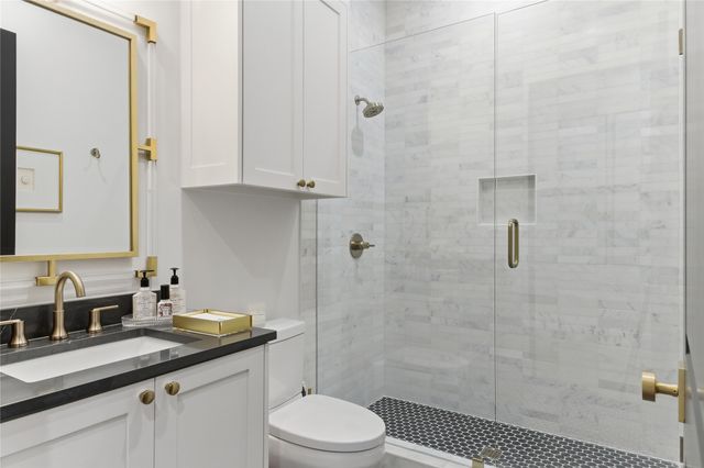 320 O'Connor Ridge Boulevard 22, Irving, TX 75038