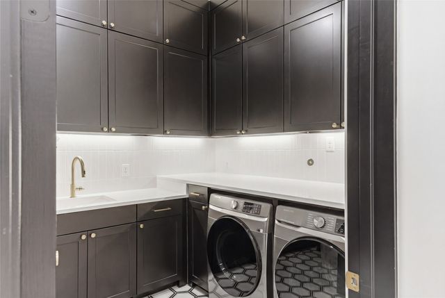 320 O'Connor Ridge Boulevard 22, Irving, TX 75038