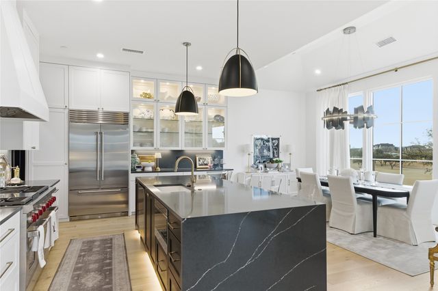 320 O'Connor Ridge Boulevard 22, Irving, TX 75038