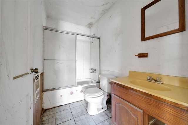 12709 Powell Lane, Houston, TX 77015