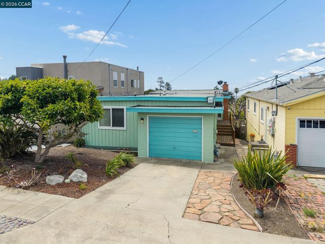 6386 Claremont Ave, Richmond, CA 94805