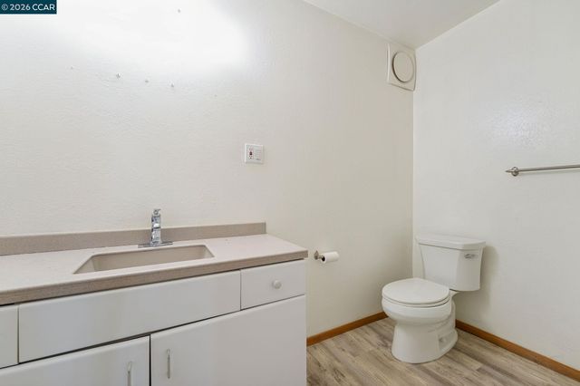 6386 Claremont Ave, Richmond, CA 94805