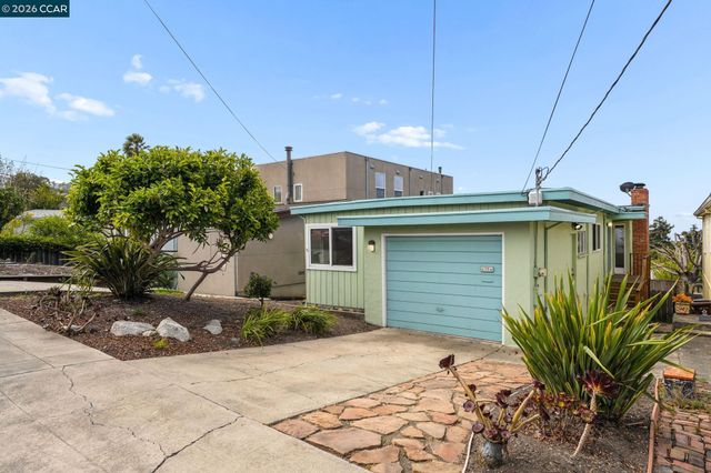 6386 Claremont Ave, Richmond, CA 94805