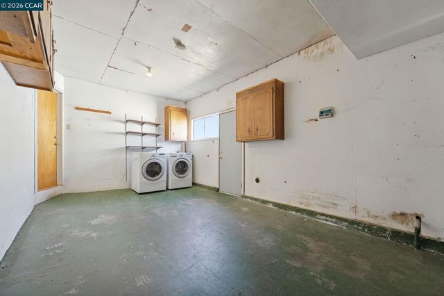 6386 Claremont Ave, Richmond, CA 94805