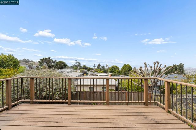 6386 Claremont Ave, Richmond, CA 94805