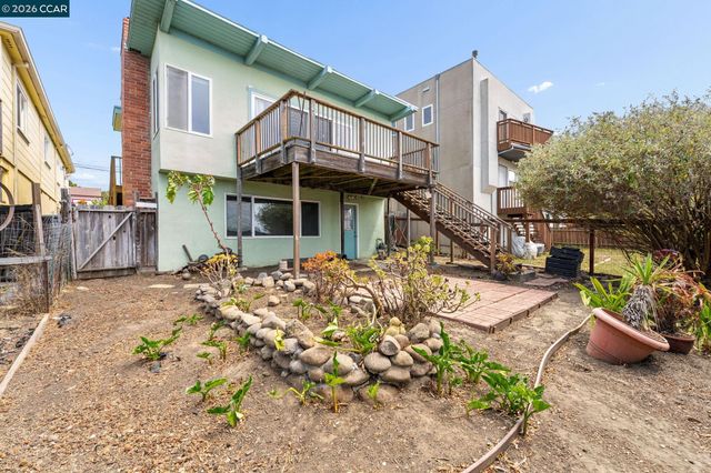 6386 Claremont Ave, Richmond, CA 94805