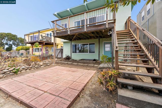 6386 Claremont Ave, Richmond, CA 94805