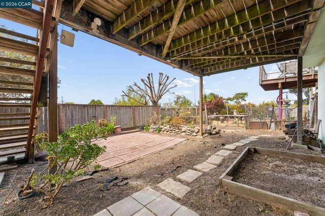 6386 Claremont Ave, Richmond, CA 94805