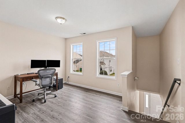 8601 Sawleaf Court, Charlotte, NC 28215