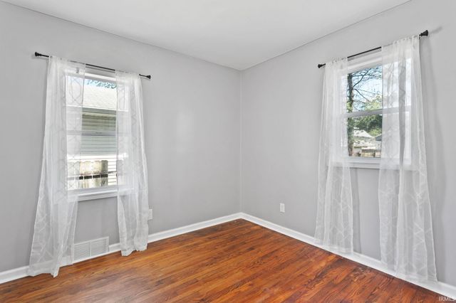 742 S 26Th Street, South Bend, IN 46615