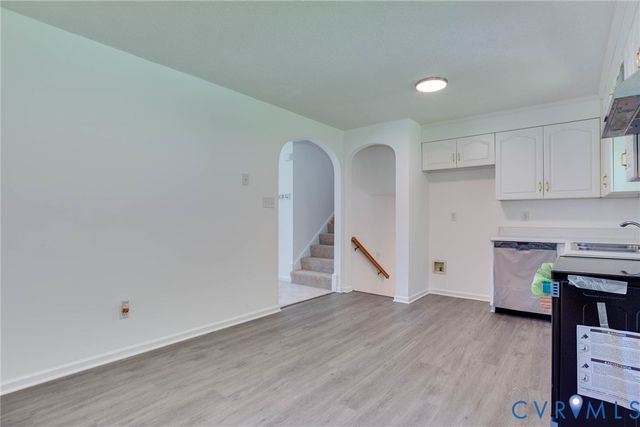 640 Cabin Creek Dr, Hopewell, VA 23860