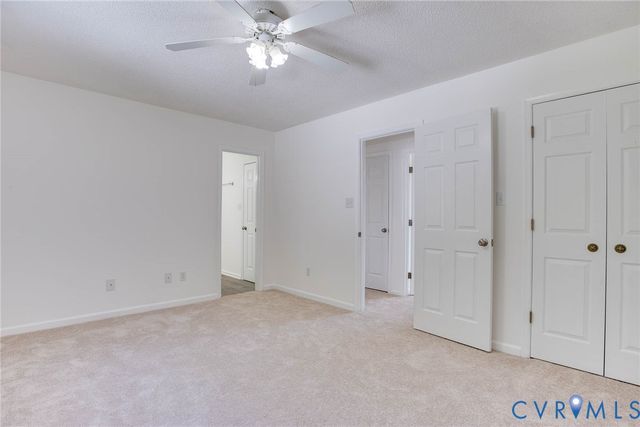 640 Cabin Creek Dr, Hopewell, VA 23860
