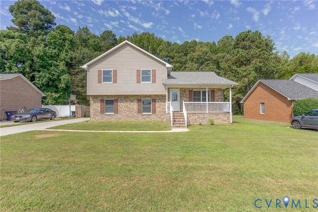 640 Cabin Creek Dr, Hopewell, VA 23860