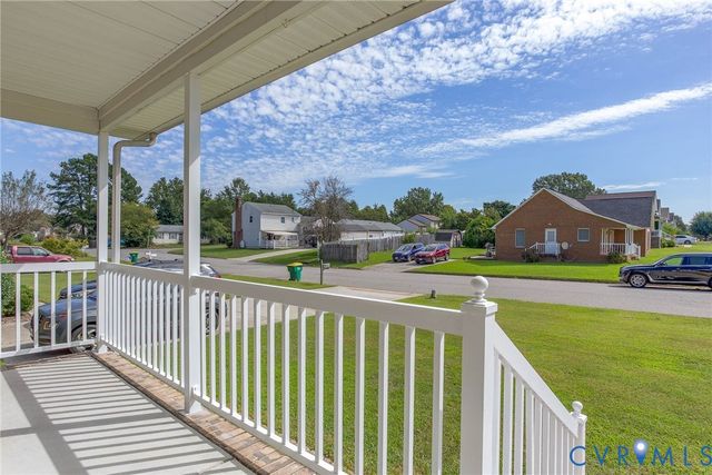 640 Cabin Creek Dr, Hopewell, VA 23860