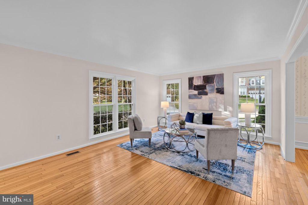 Image 19 of property listing at 7412 ROSEWOOD MANOR LN, Gaithersburg, MD 20882