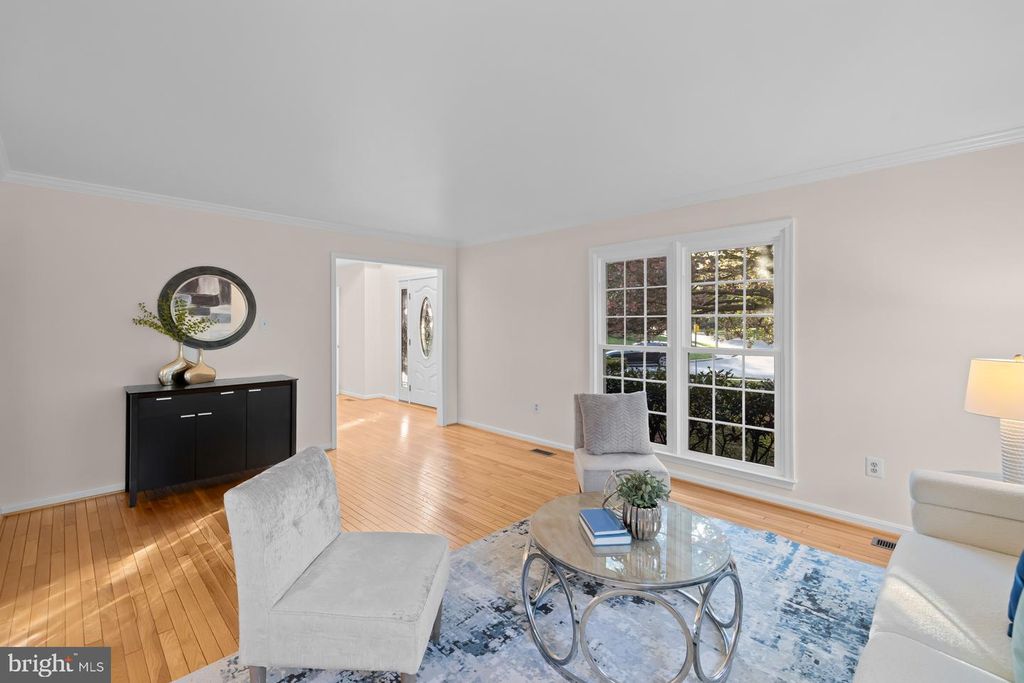 Image 21 of property listing at 7412 ROSEWOOD MANOR LN, Gaithersburg, MD 20882