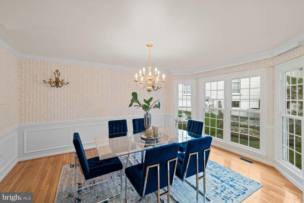 Image 25 of property listing at 7412 ROSEWOOD MANOR LN, Gaithersburg, MD 20882