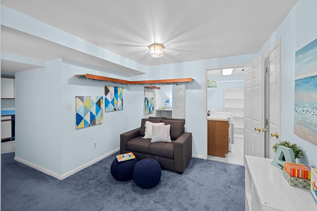 Image 57 of property listing at 7412 ROSEWOOD MANOR LN, Gaithersburg, MD 20882