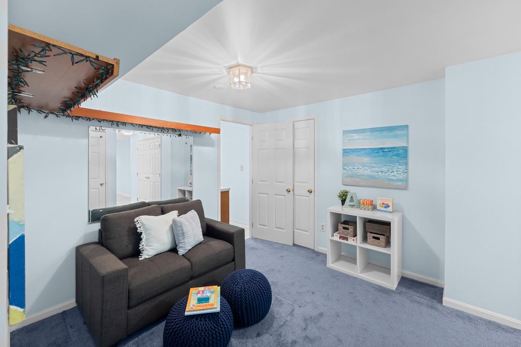 Image 59 of property listing at 7412 ROSEWOOD MANOR LN, Gaithersburg, MD 20882