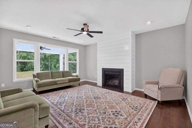 180 Pickens Bluff Lane, Hiram, GA 30141