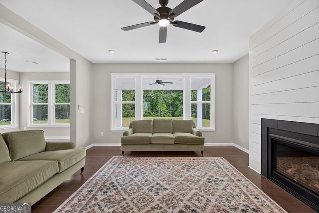 180 Pickens Bluff Lane, Hiram, GA 30141
