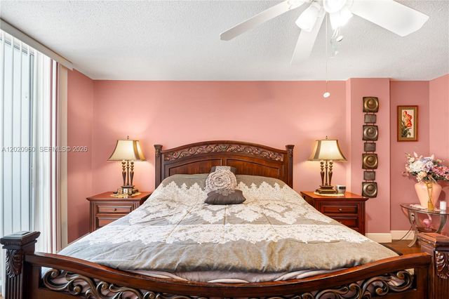 1849 S Ocean Dr 305, Hallandale Beach, FL 33009