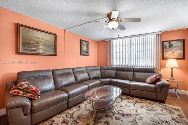 1849 S Ocean Dr 305, Hallandale Beach, FL 33009
