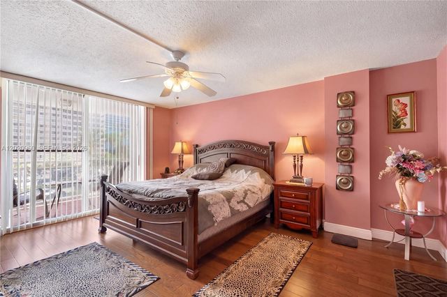 1849 S Ocean Dr 305, Hallandale Beach, FL 33009