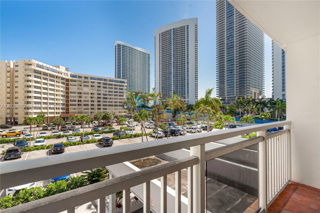 1849 S Ocean Dr 305, Hallandale Beach, FL 33009